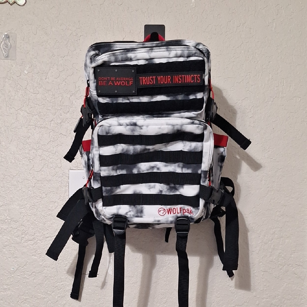 25 L BackPack (Timber Wolf Savage Red Limited Edition